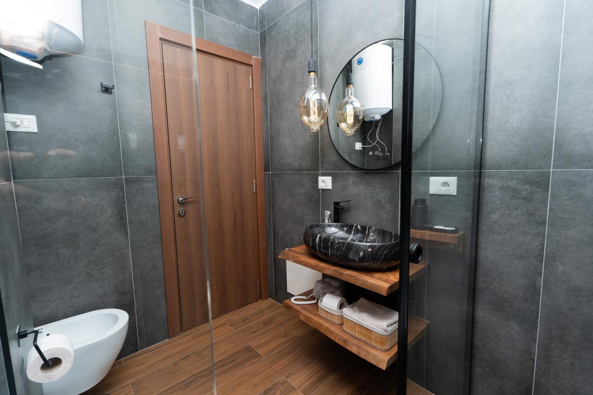 Tirana Herin Apartments エクステリア 写真